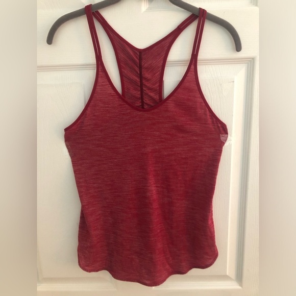 Lululemon Heathered cranberry size medium flowy light tank - Picture 2 of 8